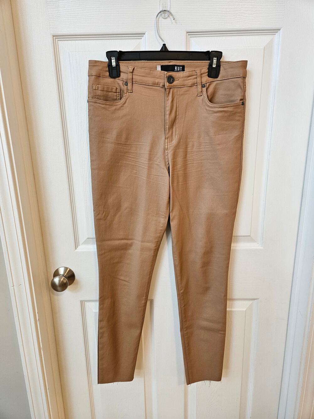 KUT From The Kloth Coated Skinny Ankle Pants Raw Hem Tan Beige Women’s Size 12